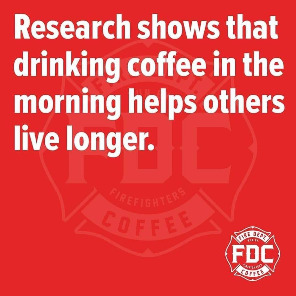 TheKateMulgrew's tweet image. Including morale officers, cocky pilots, and aliens testing my patience. ☕️