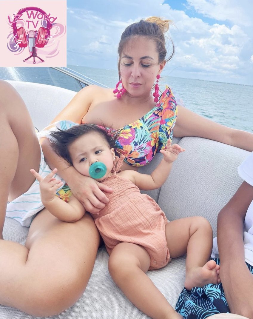 lizworldtv's tweet photo. #LizWorldTV💖🎙 In the beach life is much my friend @chiquibabyLA share this adorable photo with her cute daughter 🌸💕😘🥰 #CapriBlu  #LizWorldTVInLA #LizWorldTVInHollywood #LizWorldTVInMiami #LizWorldTVChiquibabyBuzzNews #FollowThisPage https://t.co/iDKTM31bUw