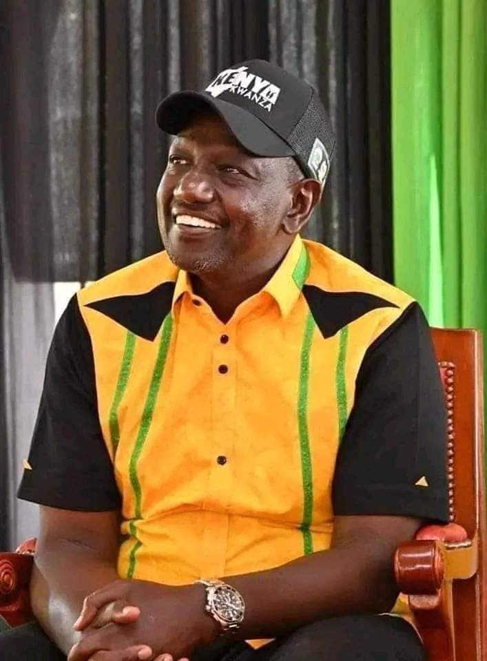 OsbertKyomukama's tweet photo. Here I congratulation the people, of Kenya for the love shown to this gentleman congratulations 👏👏👏 ounce again. https://t.co/4EbawIezJy