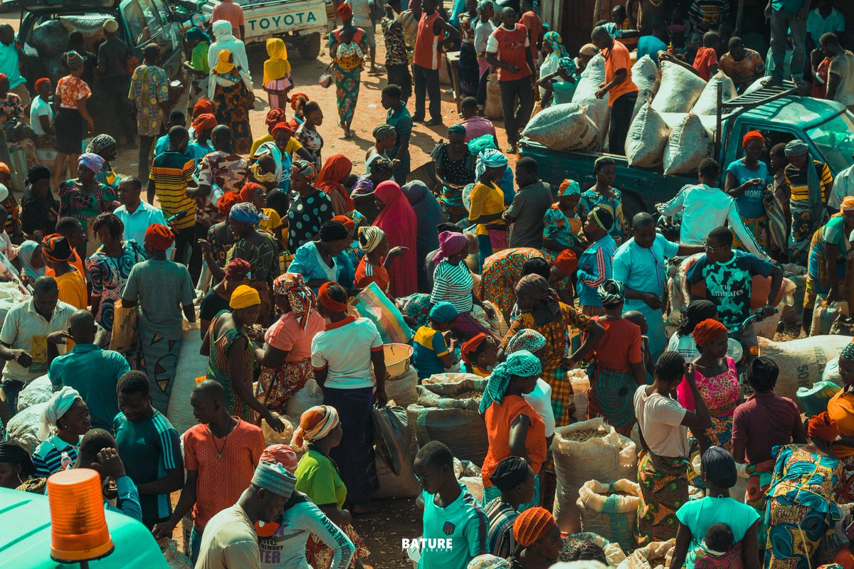 baturezing's tweet photo. Women &amp; Market.

August, 2022
📸: Bature Photography
📍: Zing, Taraba State.

#BatureChronicle https://t.co/jjbV4zJvCD