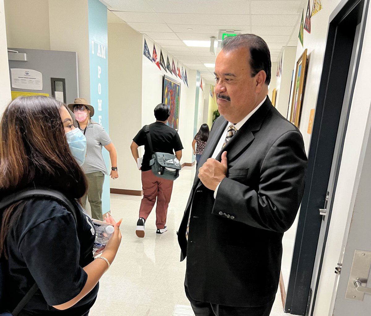 LASchoolsEast's tweet photo. First Day of School visit @HildaSolisLA with Principal Rosalba Gonzalez and students. Wishing students, families, staff, and our school communities a safe, productive and successful school year. #WelcomeBackToSchool #IBelieveInLAUSD #CommittedToStudentSuccess https://t.co/yP3V5Wq9iq