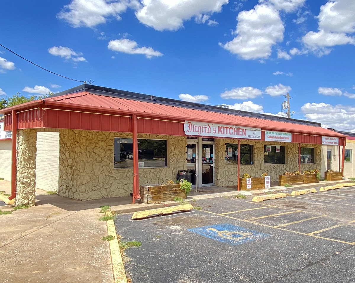 OKCTalk's tweet photo. Some very sad news to report...

After 45 years, @Ingrids_OK has closed at NW 36th &amp; Youngs. https://t.co/3BasU9nB8E