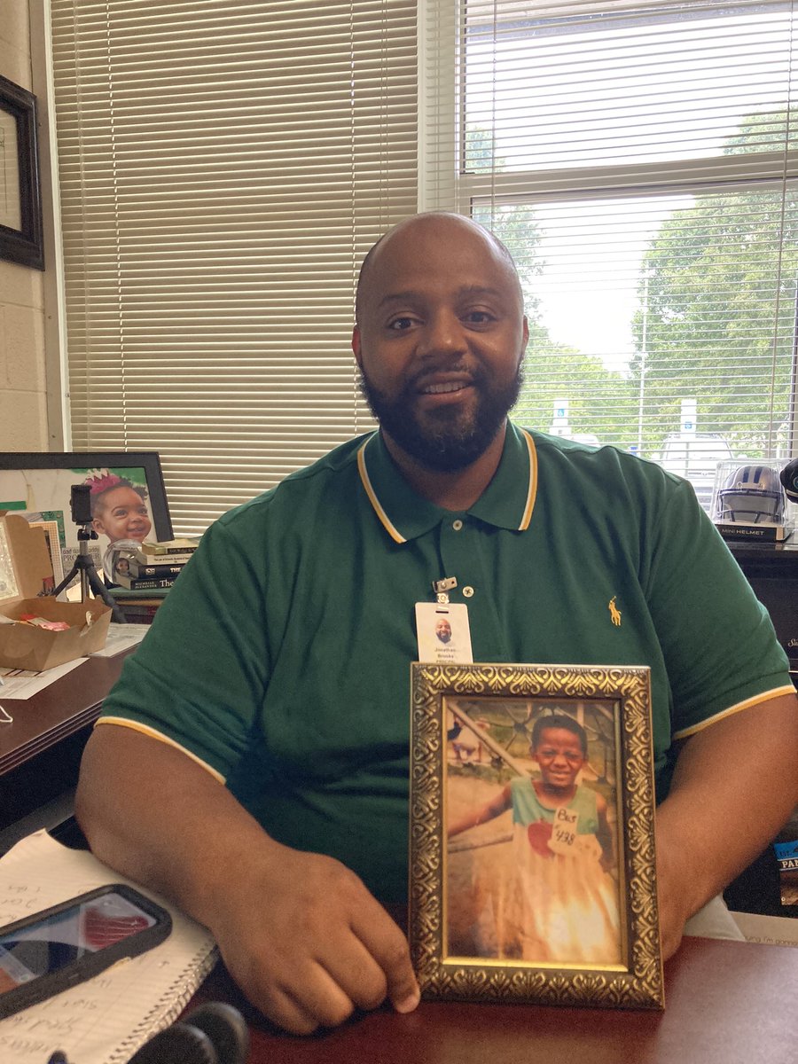 rdkaye's tweet photo. A great first day for our @GCSchoolsNC Restart schools! Best #DayOneGCS story - Principal @DrJonBrooks celebrates day 1 leading @BessemerElem where he celebrated his first day of KINDERGARTEN. What a great day to be a Bobcat 🐯 https://t.co/VZFnXc1AnI