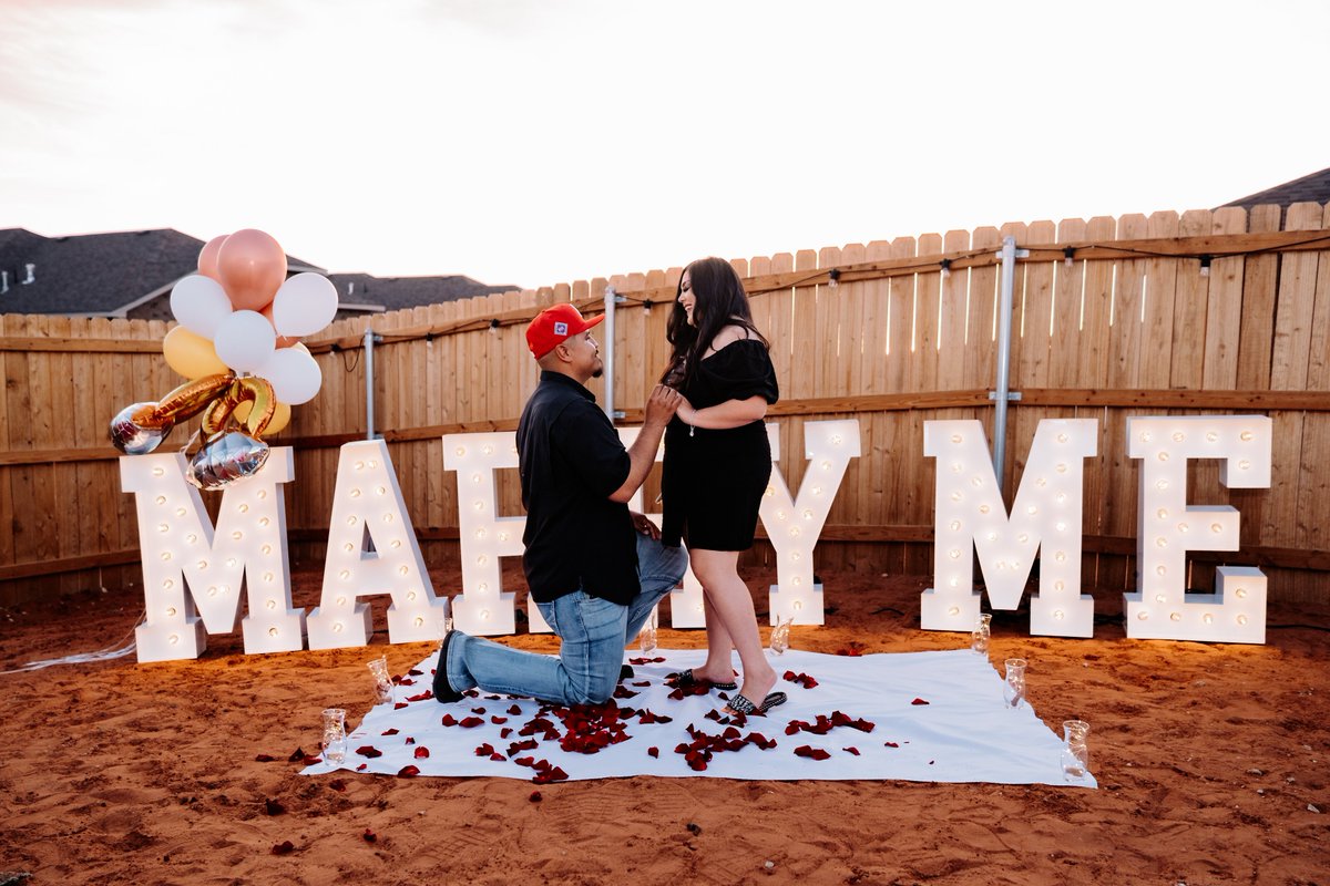 lsphotographytx's tweet photo. She said yes! Congratulations Jitzel and Jesse
#lsphotography #engagement #proposal #couple #midlandtxphotographer #odessatxphotographer #couplegoals https://t.co/T8E4B0Sxu6