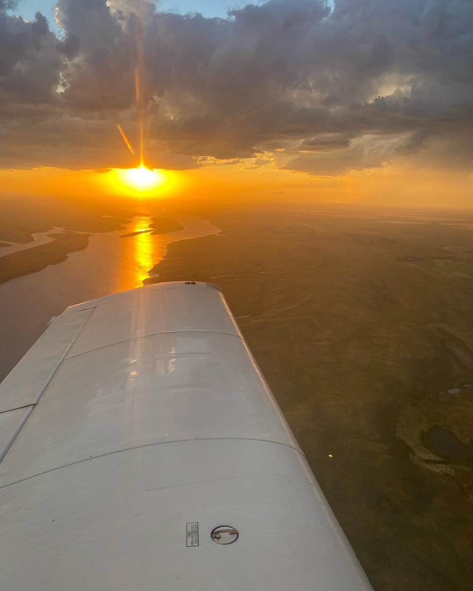 ClubEstevan's tweet photo. Tough to beat a summer prairie sky https://t.co/O7ClSBvFyY
