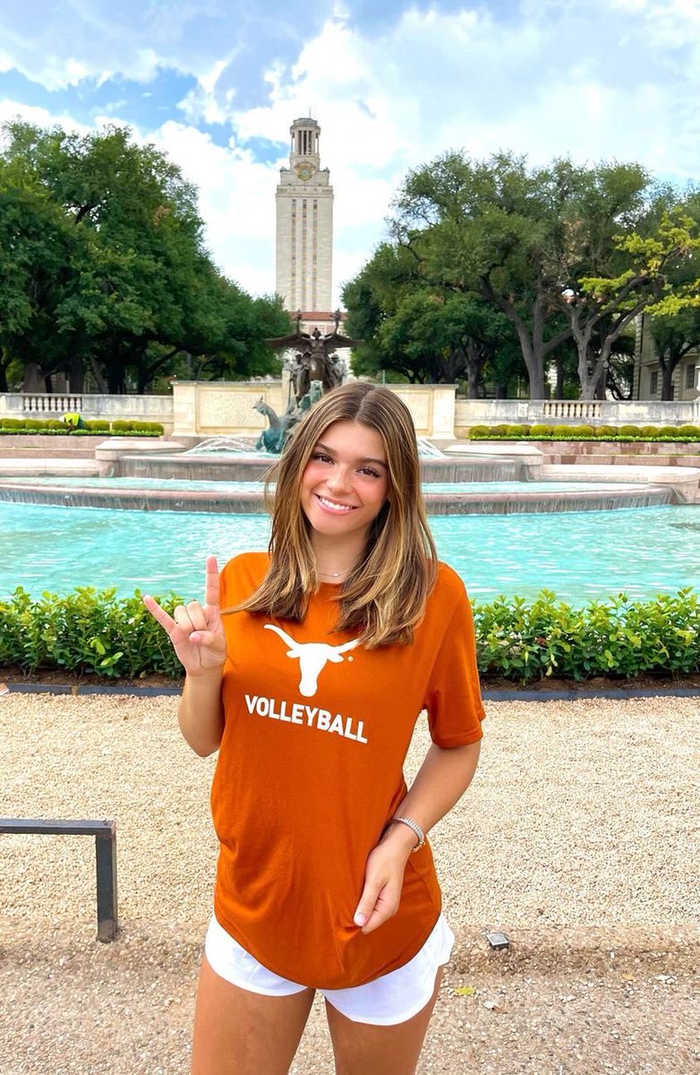 Reese Emerick
🏐: Libero
⬅️: Austin Jrs
➡️: University of Texas 
Congratulations, Reese!