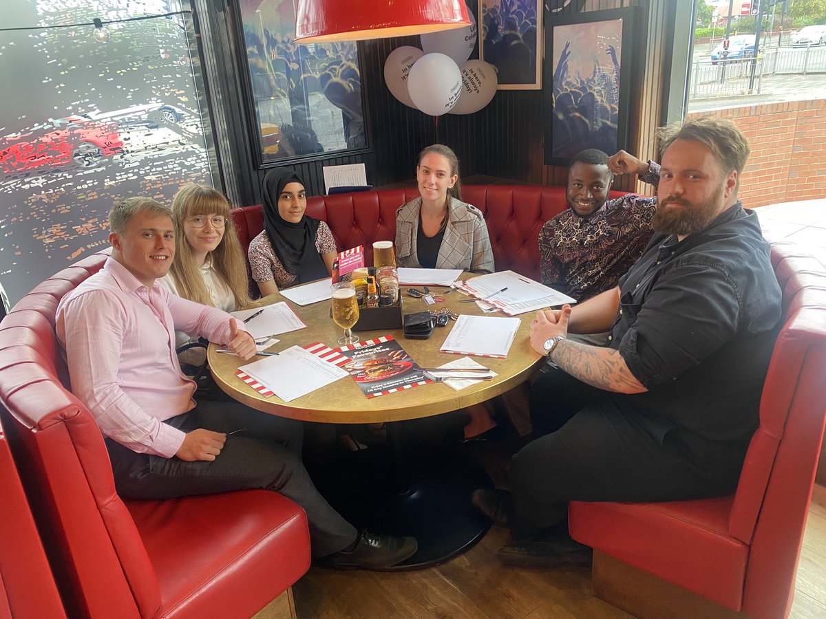 SophieGroves16's tweet photo. Great to take the team out to celebrate U3A2’s highest ever OP &amp; setting goals for FY23! @EracHolly @JoeGoodwin1 @EracOlirb @jlarge81 @BetsERAC @EracHudson https://t.co/rVzVa8iKvH