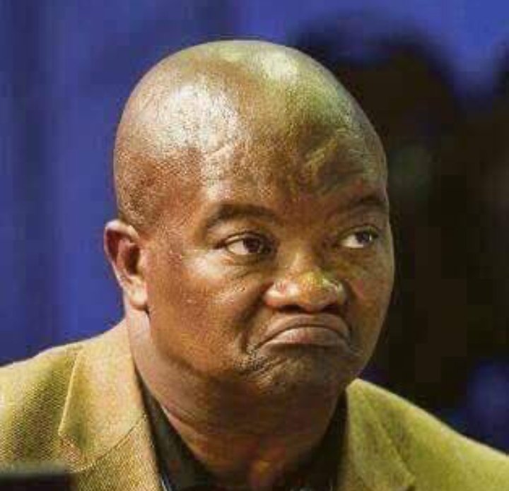 Nduzana1's tweet photo. Besides calling people amasela what else does this apartheid general do? https://t.co/WfXtuPQ2CV