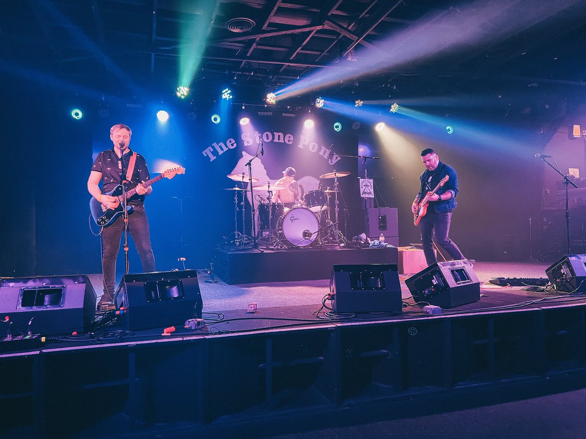MatthewVlossak's tweet photo. It was awesome being able to perform on stage again 🙌 Swipe through to see some photos of my band @SecretCrowdsNJ and the new @gretschdrums I got. 😉💯 A weekend for the books ✅ Could not be more thankful and blessed for all the opportunities that have happened lately 🙏 https://t.co/NeauFM7tLv