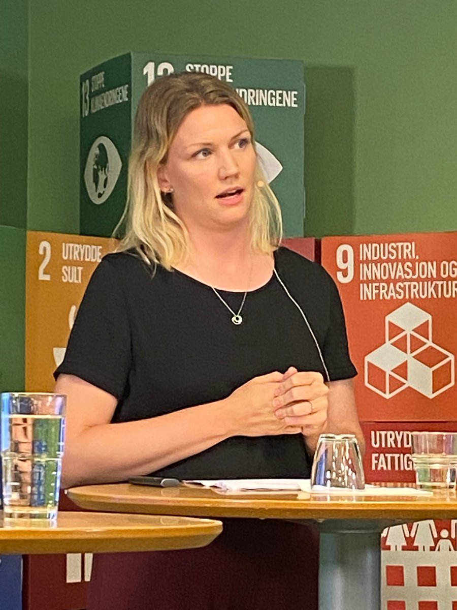 noradno's tweet photo. Krigen i Ukraina🇺🇦 bidrar til sosial uro globalt. Energikrise, matmangel og gjeldskrise. Forsvinner den politiske legitimiteten? Se arrangementet i opptak her: https://t.co/OVHpVsSdWt 

#Arendalsuka @IdaRudolfsen @Arvinn @bardvegar @nupinytt @PRIOresearch @UNDPNorway @UNDPOGC https://t.co/sLTPnfeOM8