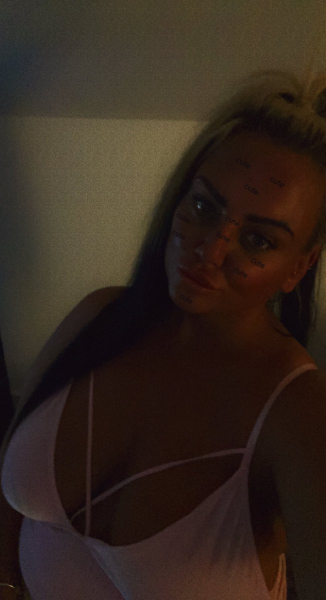 MistressesStar's tweet photo. Who wants me to own there wallet😈#simp #cashcow #piggy #findom #losers #drained #bratz https://t.co/XkobbTc3IV