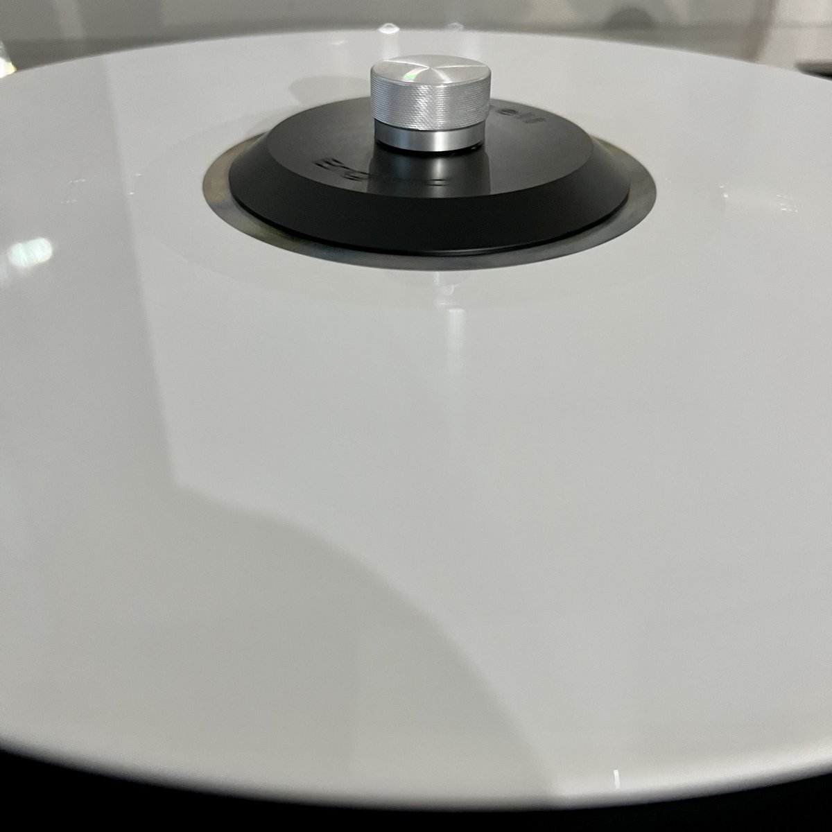 jussiertio's tweet photo. 🎶" I see a formless something, I have seen the ghost / A wilderness of memory, it’s memory I fear the most"🎵

Not Waving &amp; Dark Mark – Downwelling 

#NotWaving @NOTWAVINGG #DarkMark @marklanegan #nowspinning #vinylrecords #vinylcommunity https://t.co/JuusaUFQ9A