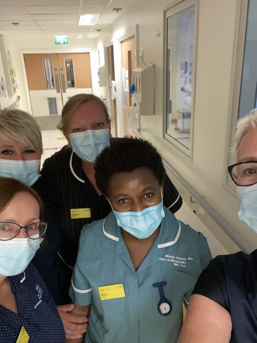 Jessreadmidwife's tweet photo. ⭐️ had joy of meeting 5 internationally recruited midwives @nhsuhcw today, and three more studying for their OSCEs all so very welcome 😊 plus the workforce and retentions leads doing fab work @Gaynora @Sw14Wilson @TeamCMidO @FelipeMidwife @rachNB29 @carriedanielsRM https://t.co/8tpyq6KHGd