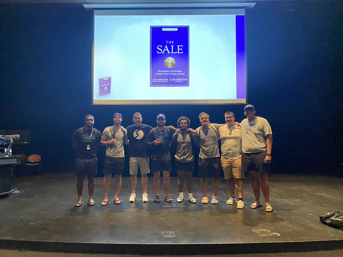 #TheSale thankful @AlexDemczak spent time with the team. Powerful message for our FAMILY. @JonGordon11