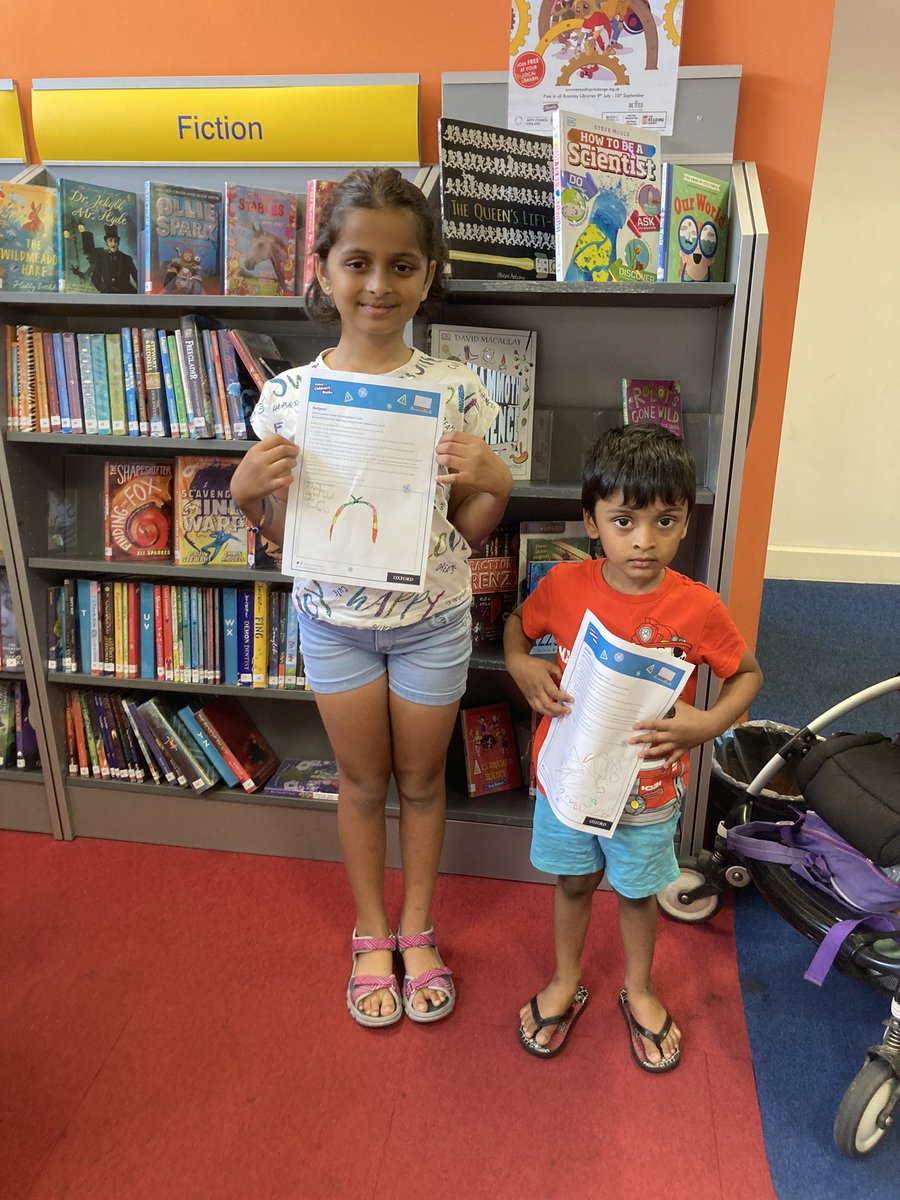 BromLibraries's tweet photo. #SummerReadingChallenge at #orpingtonlibrary: Today we had great fun in our event hearing all about the book #AmberUndercover by @elnorry_writer & then did lots of super activities including creating our own special gadgets!! @Better_UK @OxfordChildrens @readingagency https://t.co/51DnU3bpF6