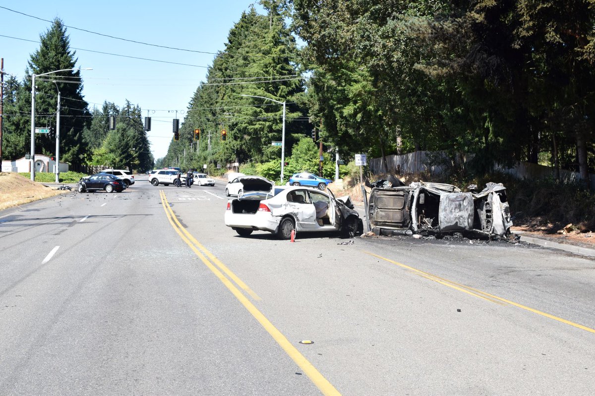 PierceSheriff's tweet photo. CAR CATCHES FIRE FOLLOWING COLLISION ON SPANAWAY LOOP RD
-----------------------
Full story: https://t.co/K7nQrOXSRW https://t.co/yf3LvMLFCA