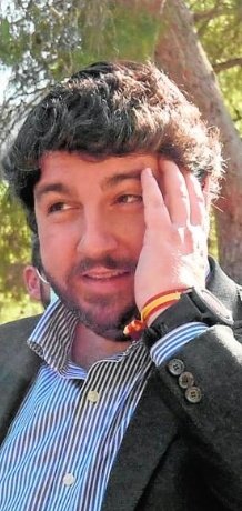 Antonio, de Murcia. (@antonioh2003) on Twitter photo 2022-08-15 18:44:08 ⚠️#15agosto2022 en #LaMejorTierraDelMundo ❌Deuda regional ❌No ganó las elecciones ❌Manipulación @NNGG_RM ❌Sostenido por #Tránsfugas ❌Ecocidio #SOSMarMenor ❌Contrato ad-hoc @la7tele ❌Cambió #LeyPresidente ❌Impide otra candidata y la traiciona Gestión @LopezMirasF ⚠️#15agosto2022 en #LaMejorTierraDelMundo ❌Deuda regional ❌No ganó las elecciones ❌Manipulación @NNGG_RM ❌Sostenido por #Tránsfugas ❌Ecocidio #SOSMarMenor ❌Contrato ad-hoc @la7tele ❌Cambió #LeyPresidente ❌Impide otra candidata y la traiciona Gestión @LopezMirasF