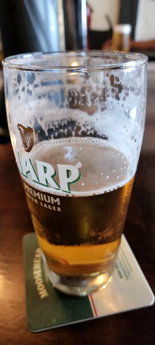 hobocoltrane's tweet photo. at the pub.. https://t.co/sz3lg3BvyB
