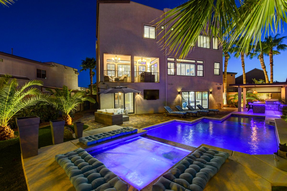 Our listing at 8354 S Bartholomew Park Ct. has recently gone under contract. Wow, what a beautiful home and backyard oasis. Pool, spa, and so much more. Click here bit.ly/3Ak6fXQ to view similar homes in Las Vegas with a pool!