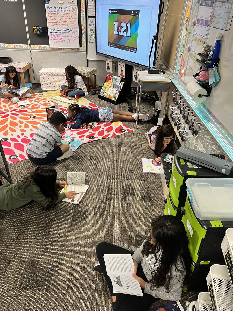 MrsDeGraffWPE's tweet photo. 72 books checked out from my classroom library to 36 of my kiddos! #TodayAReader #TomorrowALeader #wpe @HumbleISD_WPE https://t.co/ickWLXotrs
