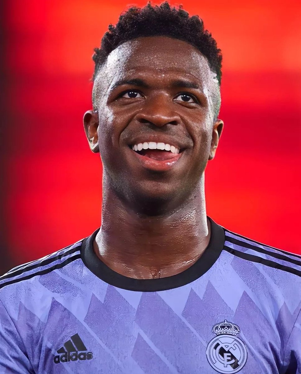 AdriRM33's tweet photo. 🤣 Ahora Vinícius Jr se ríe de todos sus haters. 

Como me alegro por él. ❤️ https://t.co/szy4O7Zg7m