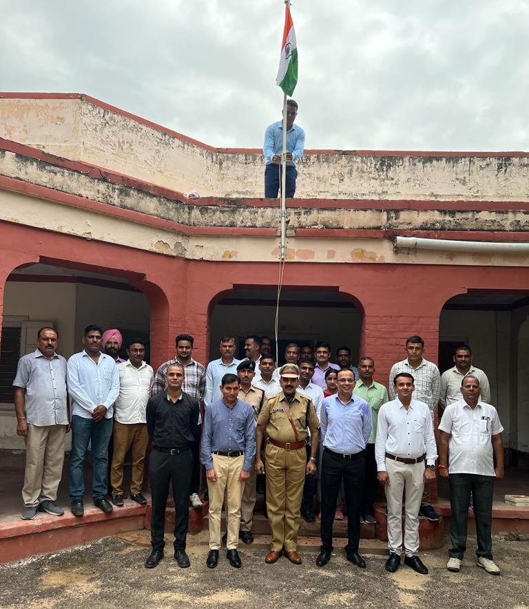 dkbipsraj's tweet photo. Celebrated Azadi Ka Amrit Mahotsava 75th Independence Day at Residence nd Office.... https://t.co/Hu6Ug5doKv