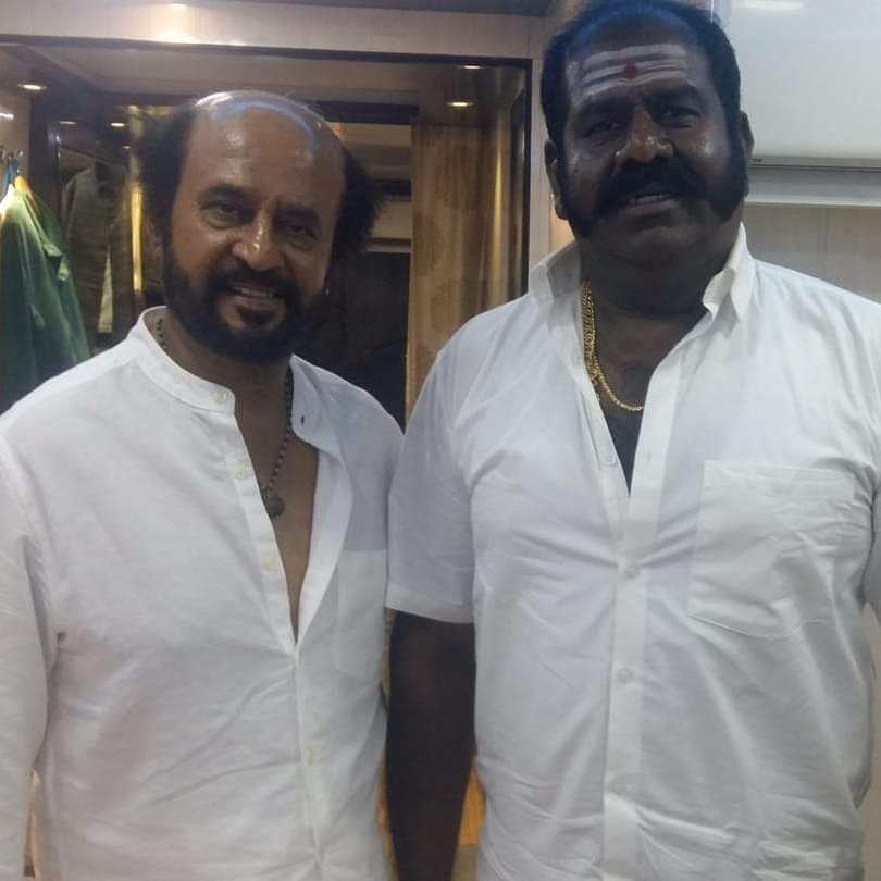 Meesai' Rajendran na platformě X: „#47YearsOfRajinism Superstar @rajinikanth  Sir Rajini Sir - Man of Simplicity, Man of Humanity , Style Samrat etc,.  Prayers for Many More Successful Years in Indian Film Industry ! #