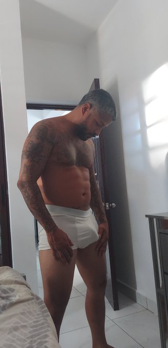 Dominican Studd’s pics and videos