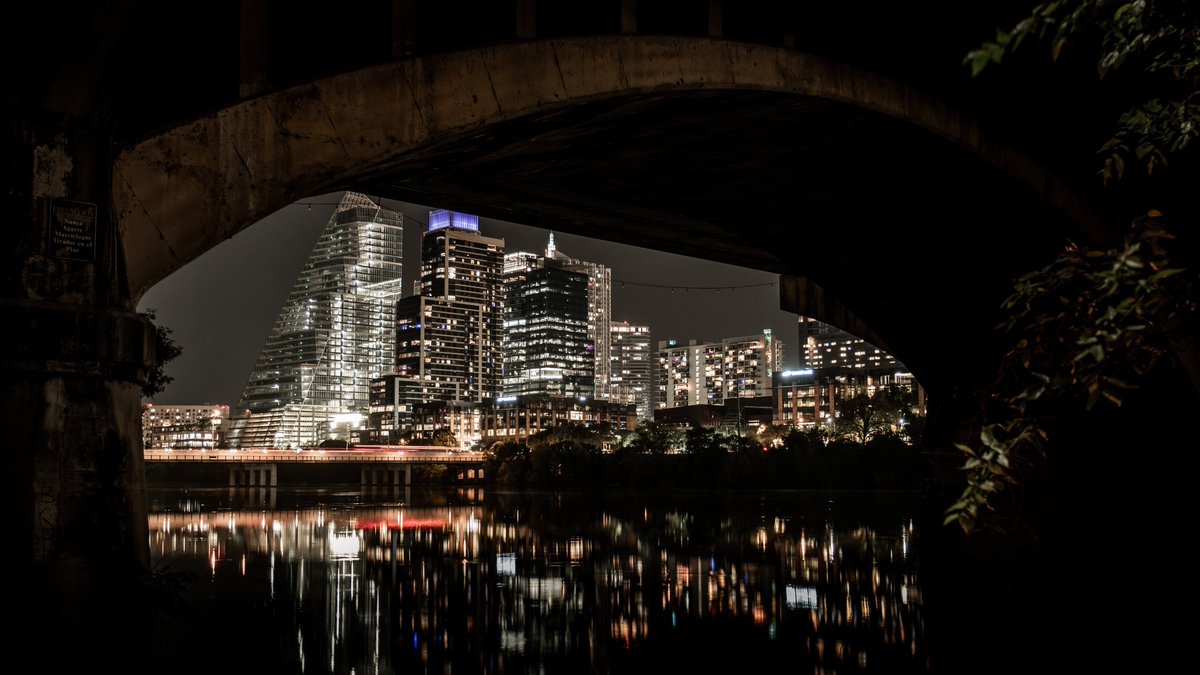 MixTape51's tweet photo. New video on YouTube Mixtape 51: Overcoming Fear, Austin Street Photography - https://t.co/LFyQhvxhP9 #austin #tx #texas #streetphotography #streetart #fuji #fujixt3 #fuji1655 #fuji35mm #austintx @texas_vibes_ @houston_community_ https://t.co/mV0p9QJxJe