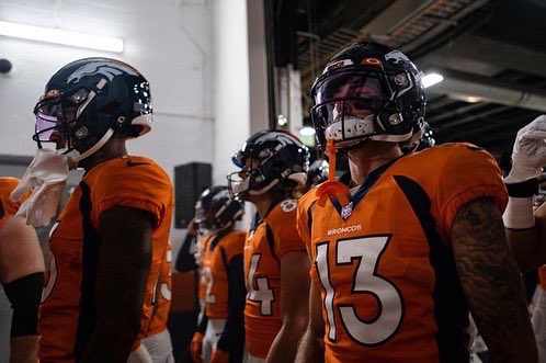 NWBearcat_FB's tweet photo. . @KadenDavis23 NFL debut with the @Broncos 🔥

#ProCats #OABAAB

📸: @Broncos https://t.co/dGrPnylIC7