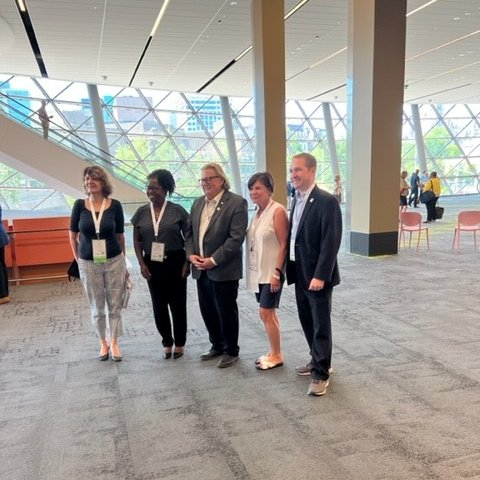 CountyMiddlesex's tweet photo. Warden Alison Warwick and Past Warden Cathy Burghardt-Jesson met with Patrice Barnes, Parliamentary Assistant to the Minister of Education. Councillor Anna Hopkins, Mayor Ed Holder, and Deputy Mayor Josh Morgan this morning at AMO.
#middlesexstrong #middlesexcounty https://t.co/1vYYMWYYQi