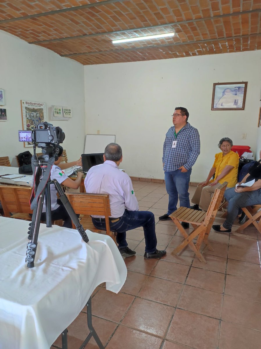 FIPRODEFO's tweet photo. "Taller de Ordenación forestal e implementación de practicas en predios con aprovechamiento forestal maderable", organizado por la CONAFOR, en la cual el FIPRODEFO intervino con el tema "Estudios Regionales para el apoyo al manejo forestal"
#fiprodefo #forestales #naturaleza https://t.co/sPqxxdrvhG