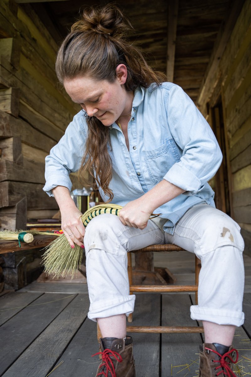 NBSSboston's tweet photo. An exciting new online class offering: #BroomMaking with #NBSSalumni Aspen Golann! Learn to design & build functional & sculptural brooms in these short evening sessions.
Intro class, Thurs, Nov 10: https://t.co/GptYv5G571
Advanced demo, Thurs, Nov 17: https://t.co/2A476nGtrg https://t.co/FRzr13ptSI
