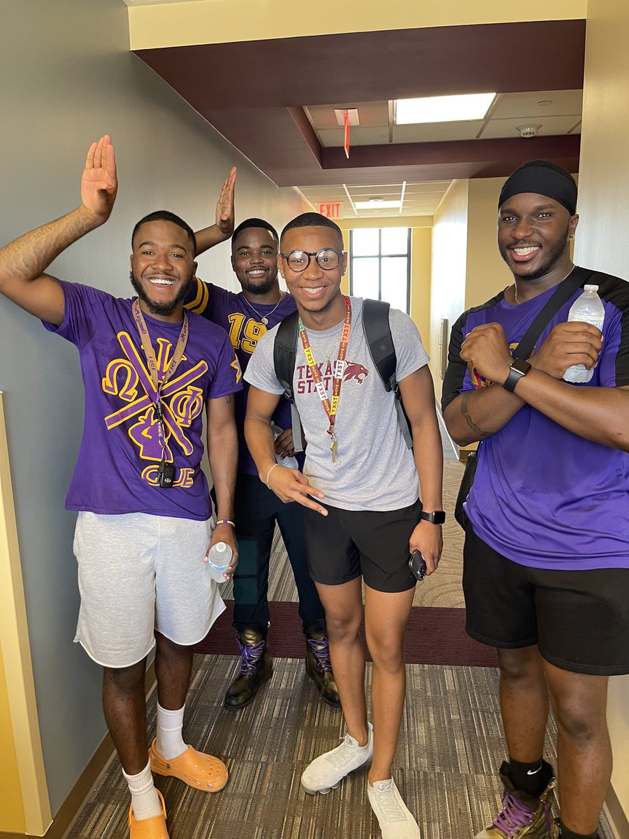 XiDelta_Bruhz's tweet photo. Rent-A-Que was a success today! We will be back on the yard again on Wednesday to help more freshman move in! #TXST26 https://t.co/3NmyJqhMBw