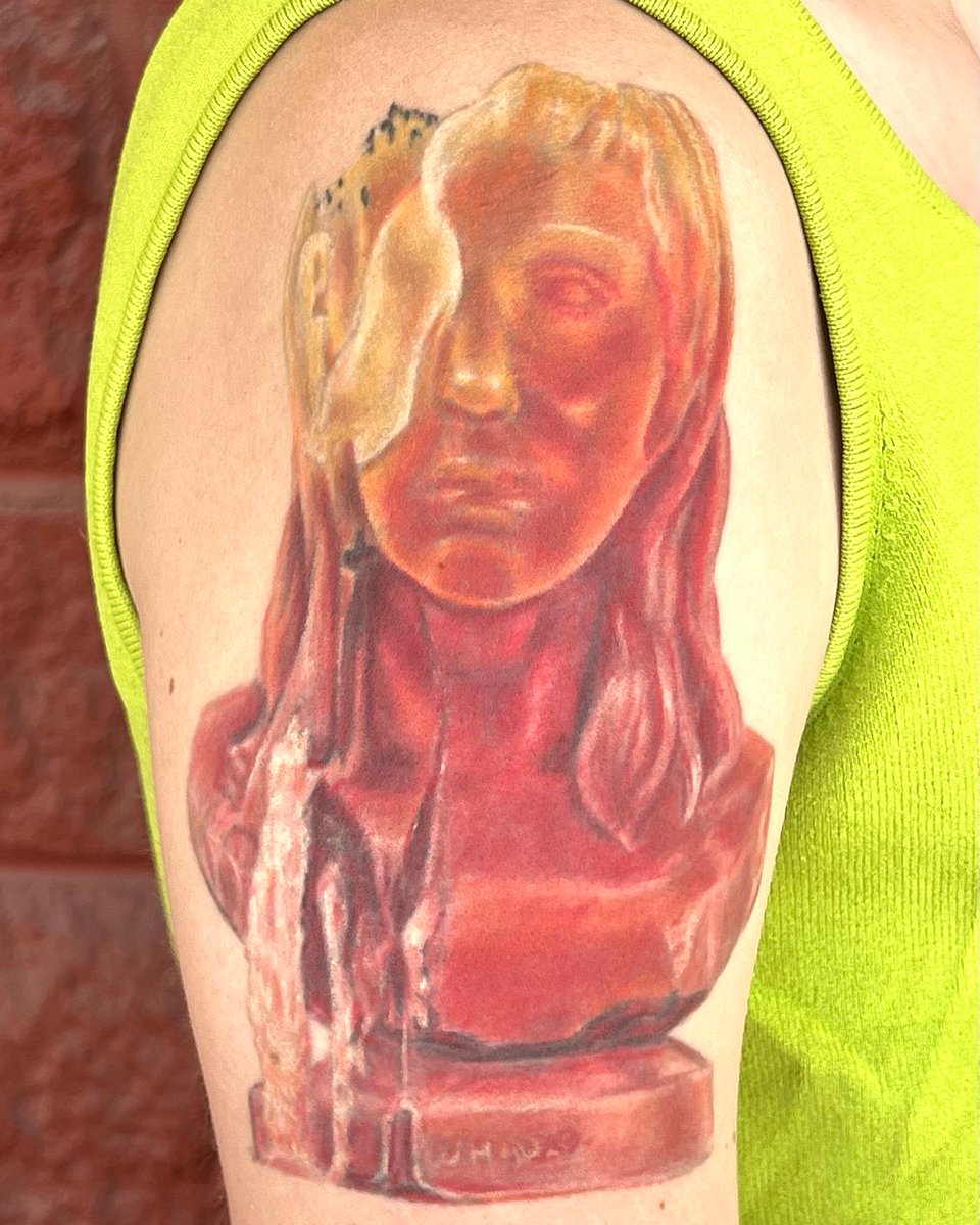 NuclearInk's tweet photo. Awesome @kesharose High Road Album cover tattoo done by Jesse Neese. #kesha #wax #tattoo #tattoos #color #portrait #Candles #candlewax #FreeKesha #melting #Omaha #Nebraska #RCA #TattooColour #tattooart #tattooartist #nuclearink #nuclearinktattoo #eternalink https://t.co/HWBVGsomYm