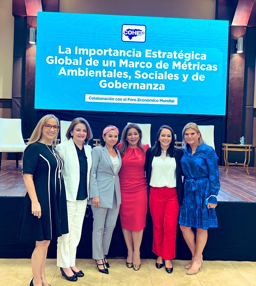 COHEPHonduras's tweet photo. La expresidente de COHEP, Aline Flores, Marisol Argueta, Directora para América Latina del @wef y Mey Hung, Directora de JD conversaron sobre programas de apoyo para visibilizar a la mujer hondureña en temas de oportunidades, salario/inclusión durante encuentro en San Pedro Sula. https://t.co/qlslXcWuDH