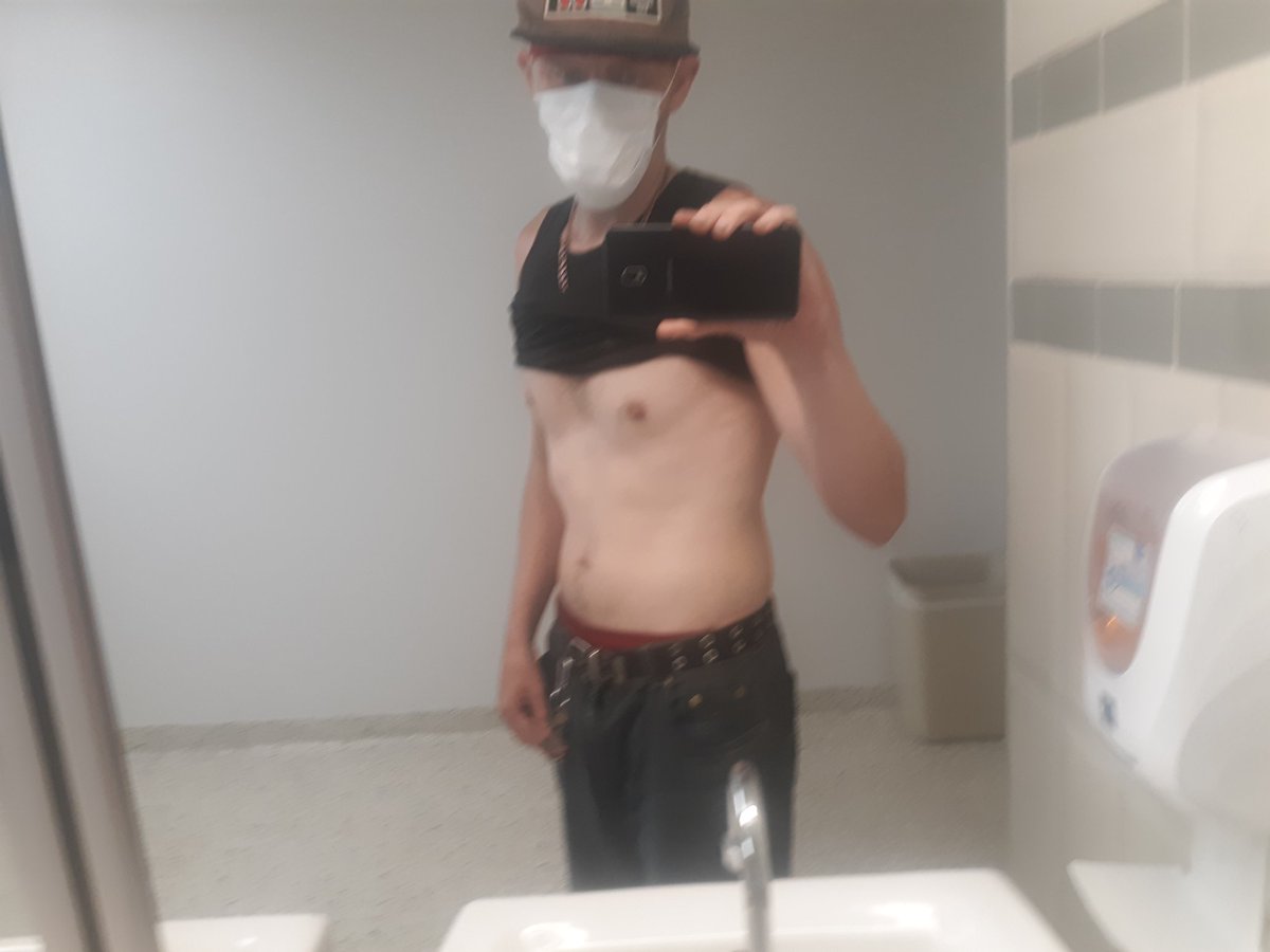 Adam shields (𝕲𝖔𝖙𝖍𝖎𝖈 𝕺𝖓𝖊)🏳️‍🌈 tweet media