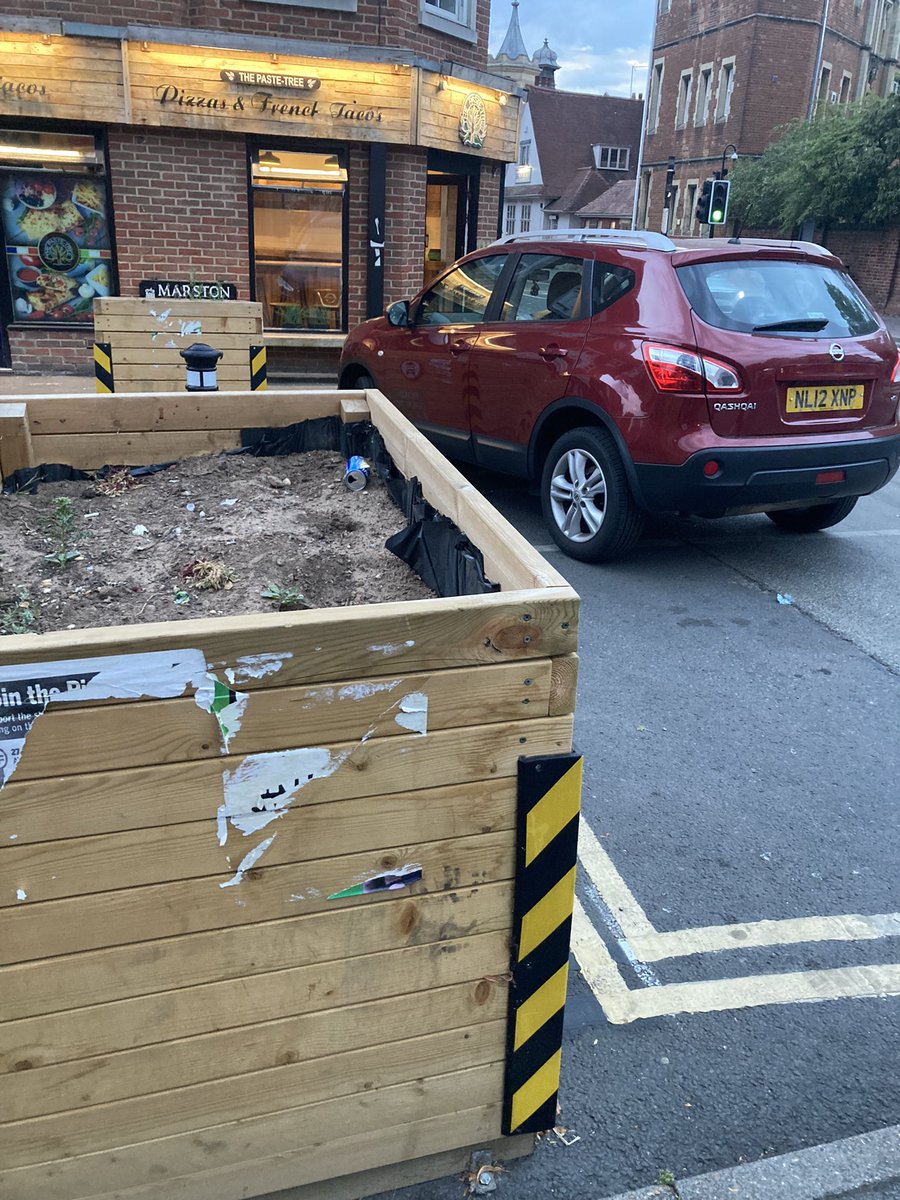 Badly Parked Oxford tweet media