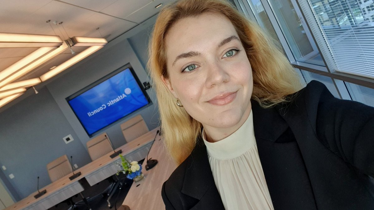 georgetownsfs's tweet photo. As an international student from Sarajevo, Andrea Pozderac (@EuropaSaxa'23) brought firsthand experience with European affairs to her internship with the @AtlanticCouncil’s Europe Center this summer. https://t.co/sUl7nZjiMq