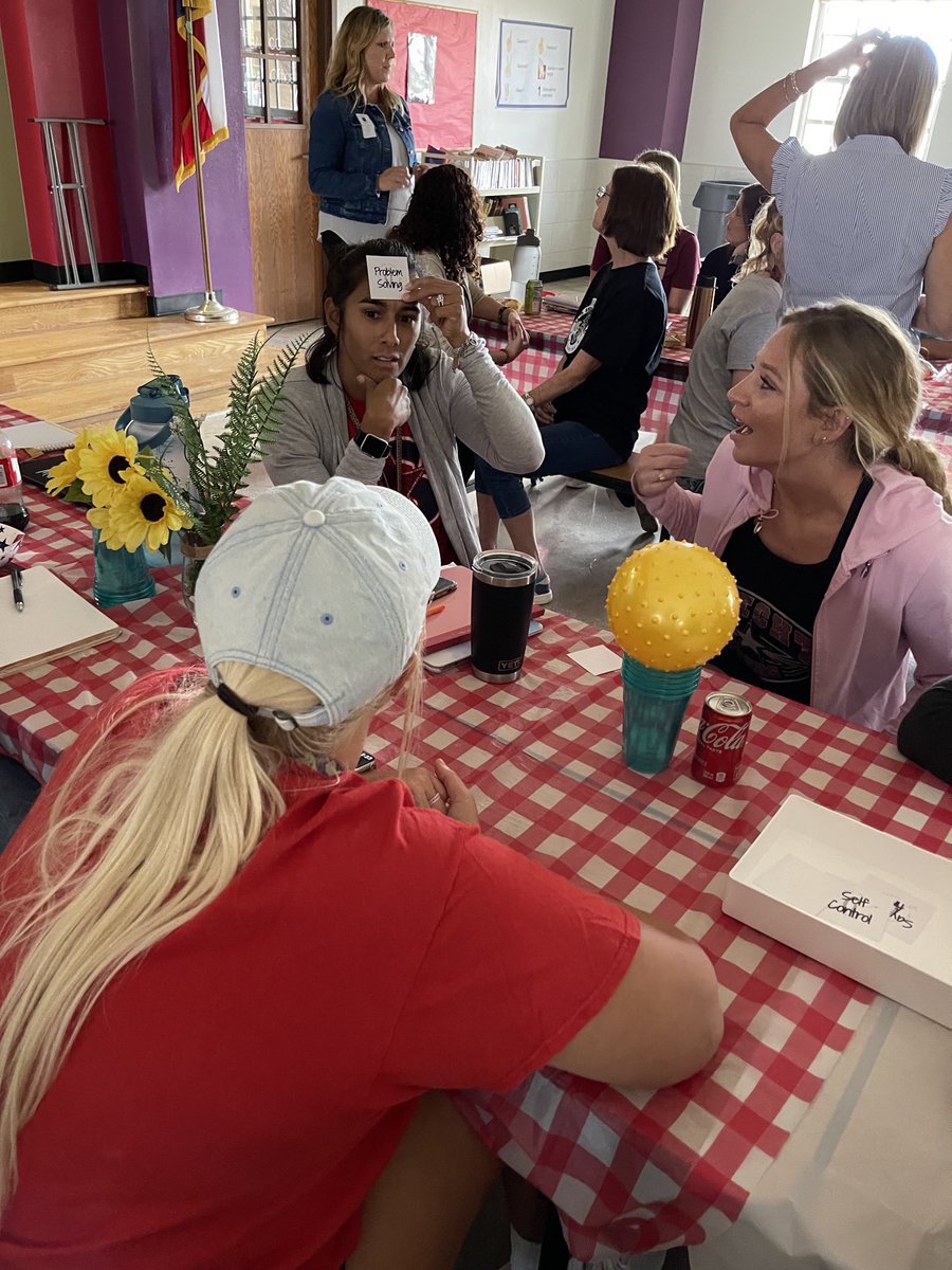 Specht Elementary tweet media