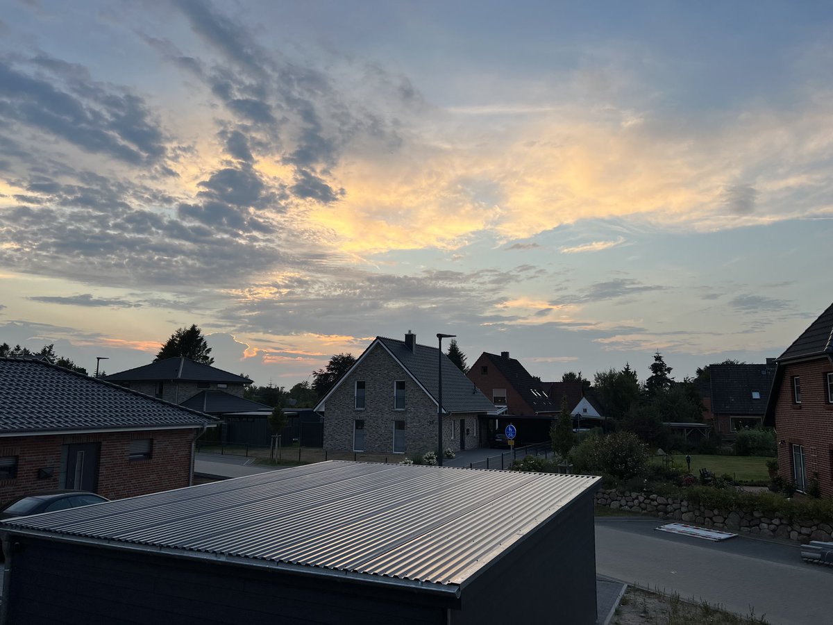 __db_'s tweet photo. Gooooood evening Schacht-Audorf! https://t.co/JvvAhQXLaA