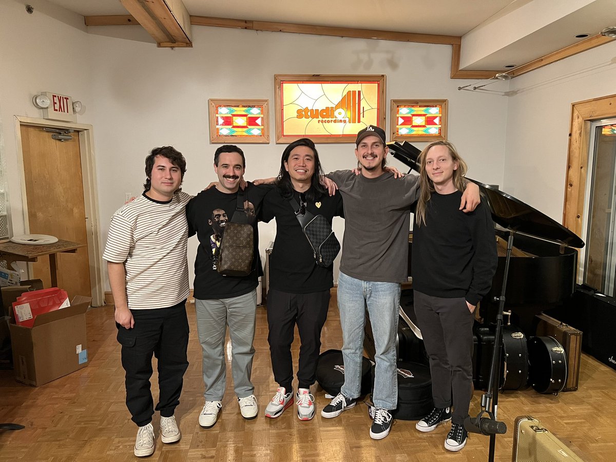 movementsCA's tweet photo. LP3✔️ https://t.co/SczCx7tBqo
