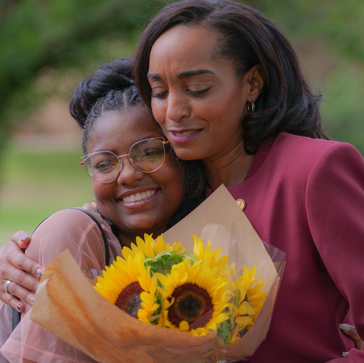 HustonTillotson's tweet image. Campus Community and Supporters, thank you for warmly welcoming to HT our Seventh President and CEO, Dr. Melva K. Williams during this morning’s historic press conference!#WeArefRAMily #HTisIDEAL #OurPersistenceIsOurSuperpower