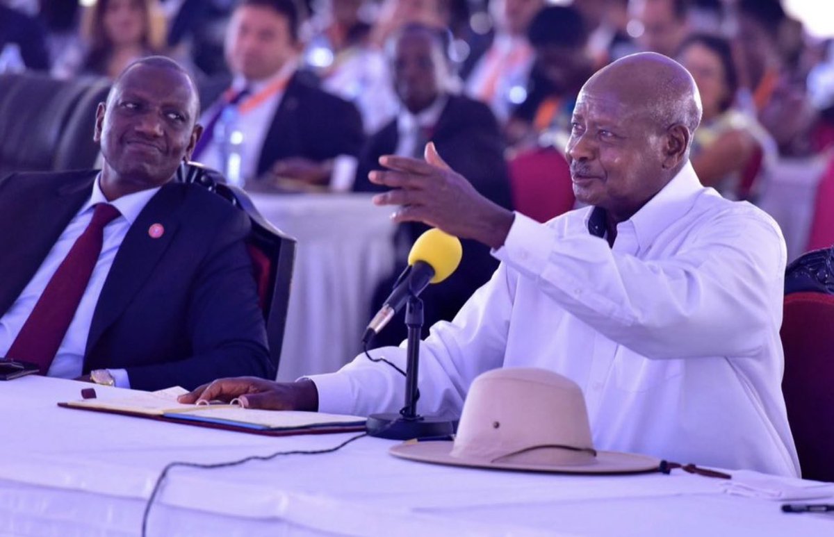 William Ruto was 20 years old when Ugandan President Yoweri Museveni became president in 1986.
Uganda’s GDP was US$4 bi
Kenya was US$8.2 bi

36 years later, William Ruto has become President, and Yoweri Museveni is still President of Uganda.

Uganda GDP US$34 b
Kenya GDP US$107 b