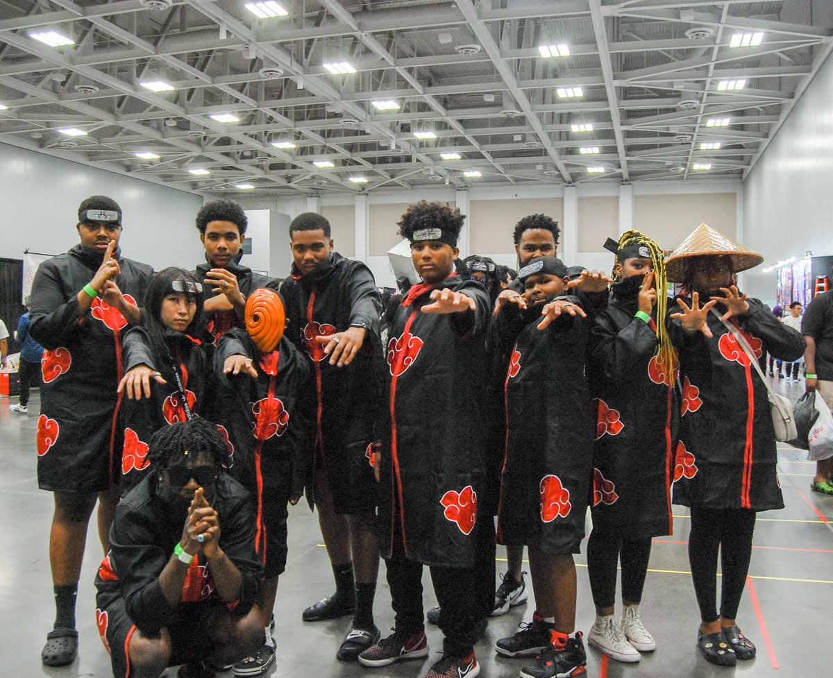 superstar_anime's tweet photo. ⭐️Hello there Superstars! ⭐️

This weekend was absolutely AMAZING. You guys really showed up and showed out. From all the amazing dance moves to the elaborate cosplay to the super high energy! We couldn't have asked for a better group! https://t.co/k01yohvBqh