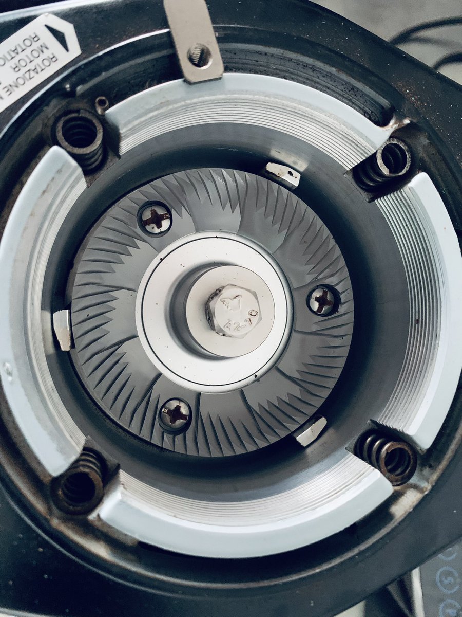 LIEBtweet's tweet photo. The Large Hadron Collider ?

No. Just changed the coffee grinder blades keeping your coffee tasting 👌🏼 x

#coffeenerd #coffeeandscience https://t.co/stCvmLKGNg