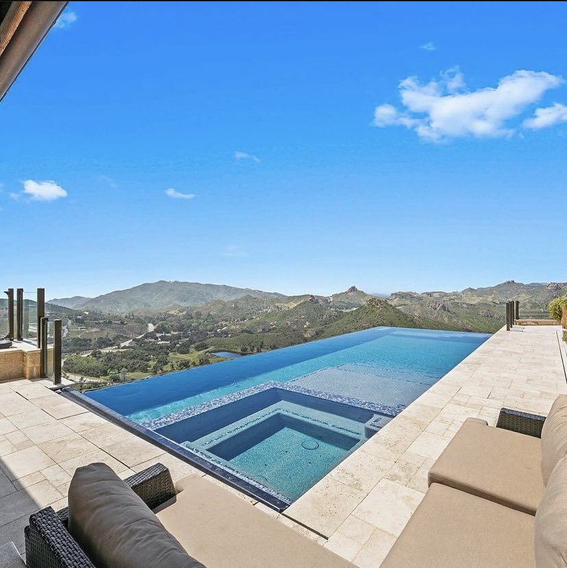 Rocky Oaks Estate! 9,000sqft| 5bds 5bth| $49,500,000|