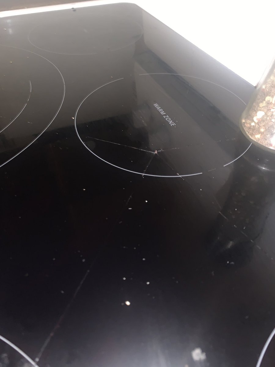 ryanthompson72's tweet photo. @Whirlpool_CA Public Service announcement!!!
Do not ever buy a Whirlpool stove!!I have an 8 month old $1500 stove that the glass top cracked and it is not covered under warranty!! $800 fix. https://t.co/o3zxaJjsh6