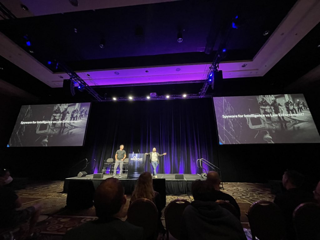 juanandres_gs's tweet photo. Day 2 was a discussion on #ModifiedElephant, admittedly less pressure with 500-600 folks in this massive room, but nonetheless feeling the onus of sharing a complicated story that continues to shape the lives of 15 people *that we know of* in prison and many more targeted. https://t.co/zogSG6YTzq