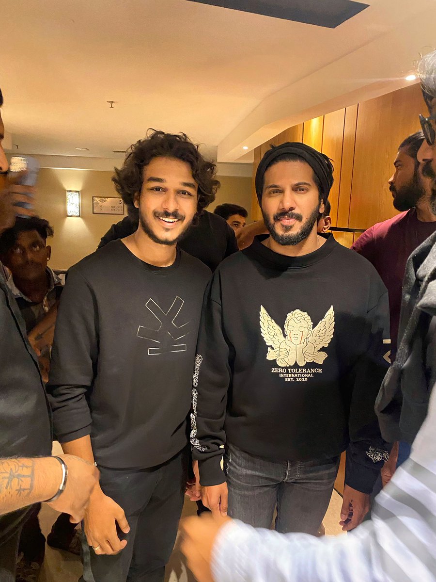 theneelamsetty's tweet photo. With @dulQuer https://t.co/KI5rkFpMhJ